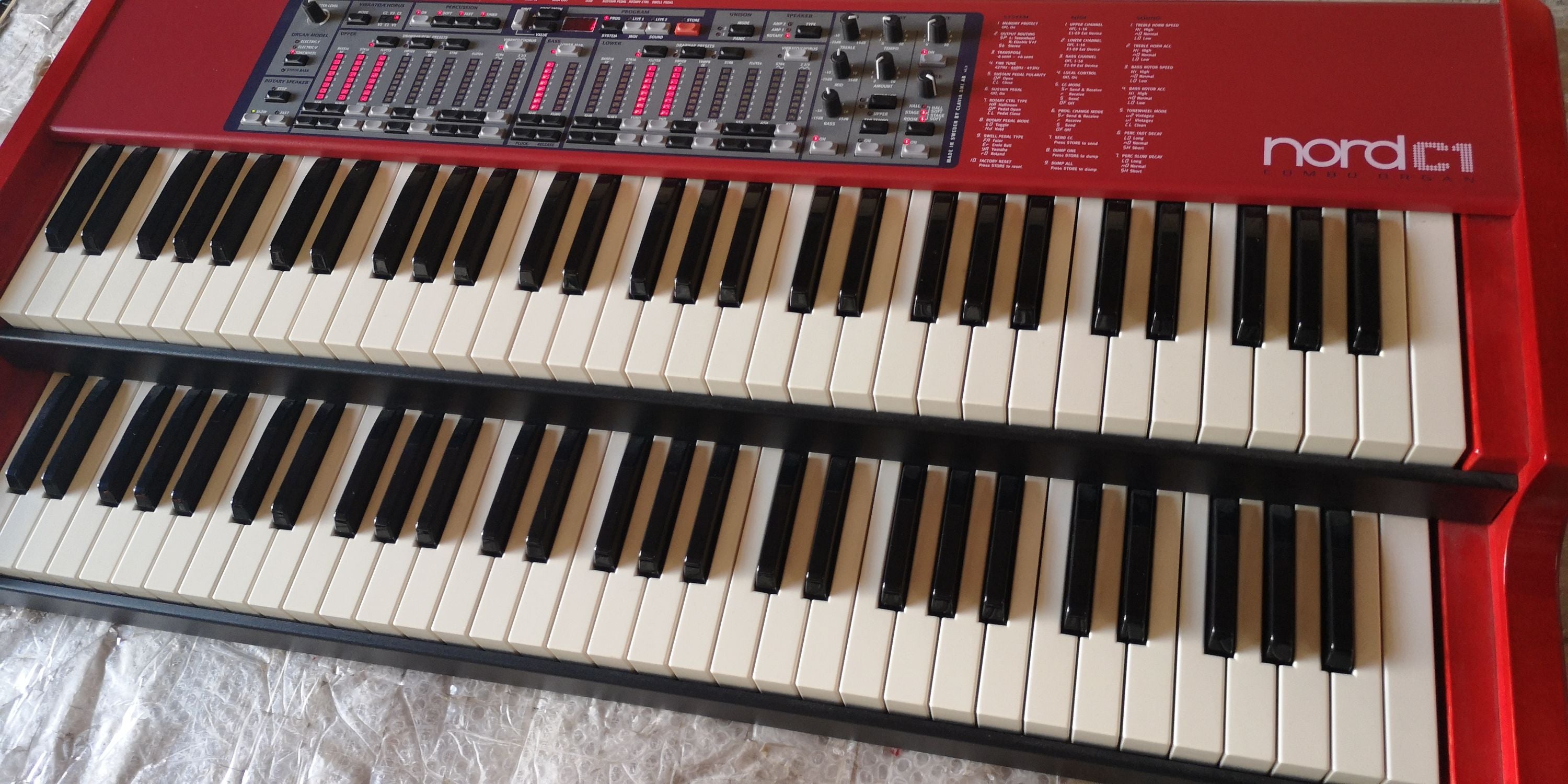 Nord C1 | Hammond Clone