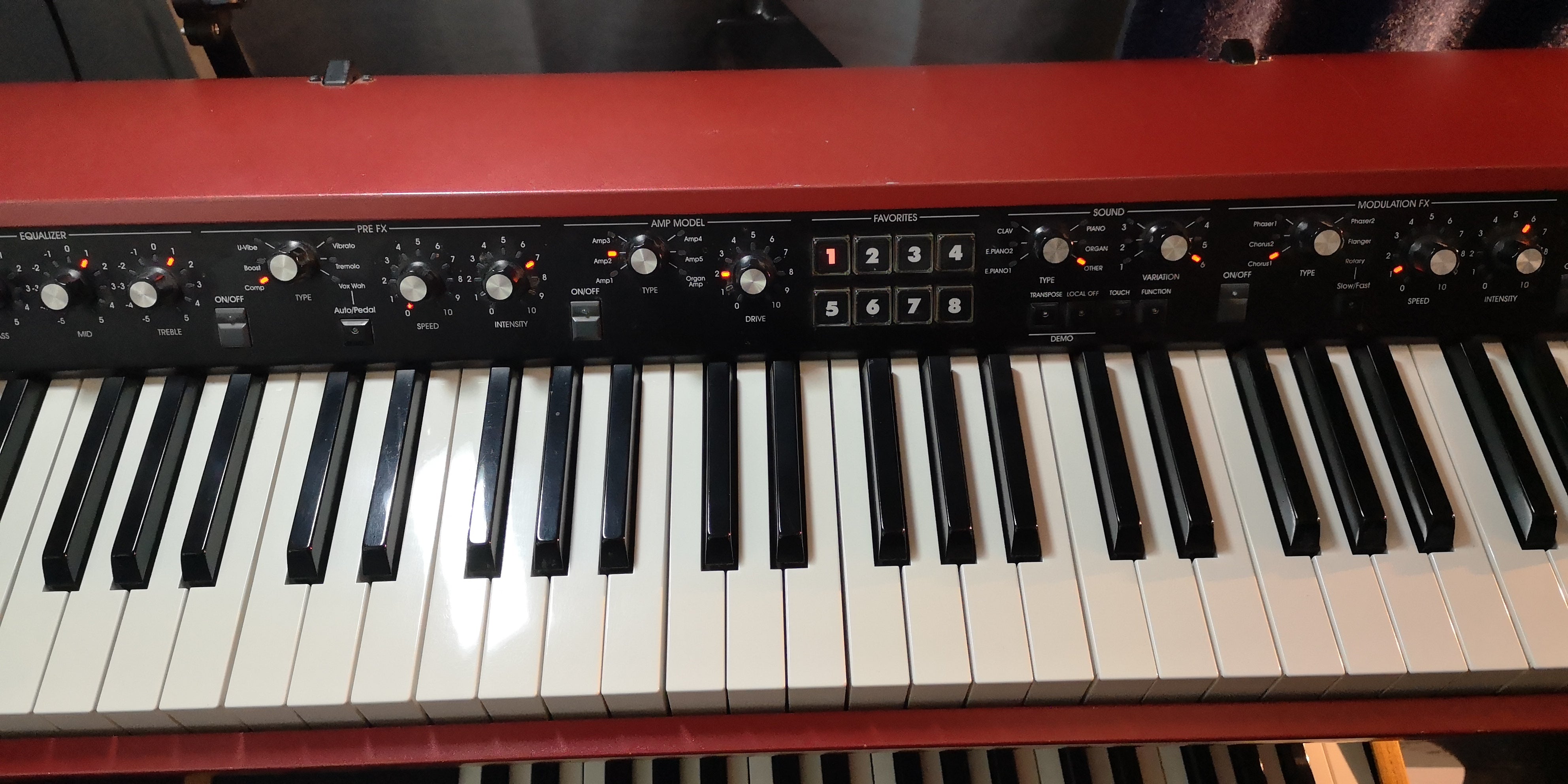 KORG SV1 73 RED