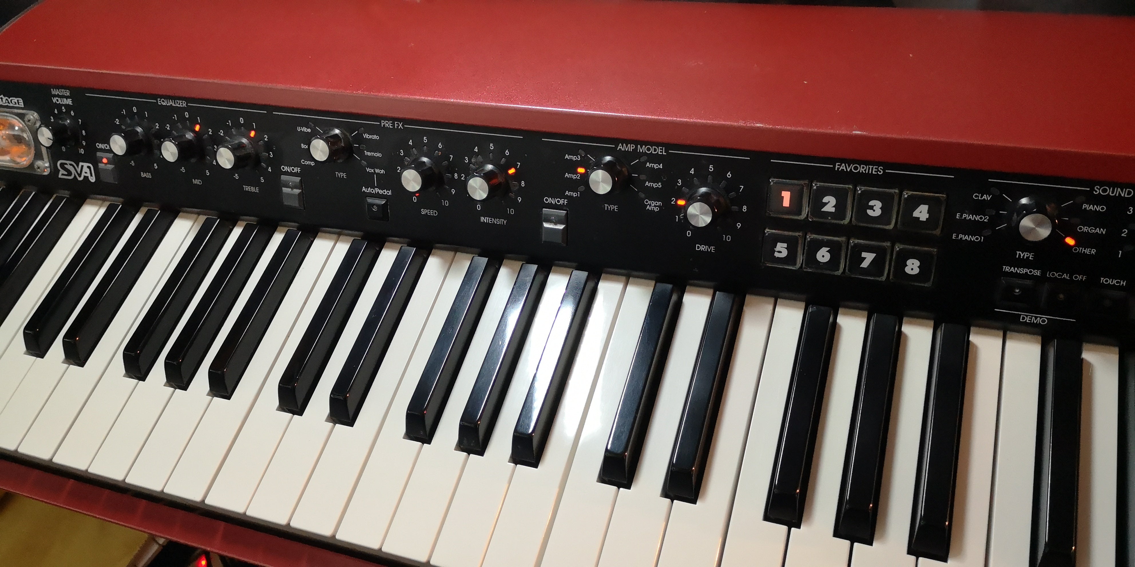 KORG SV1 73 RED