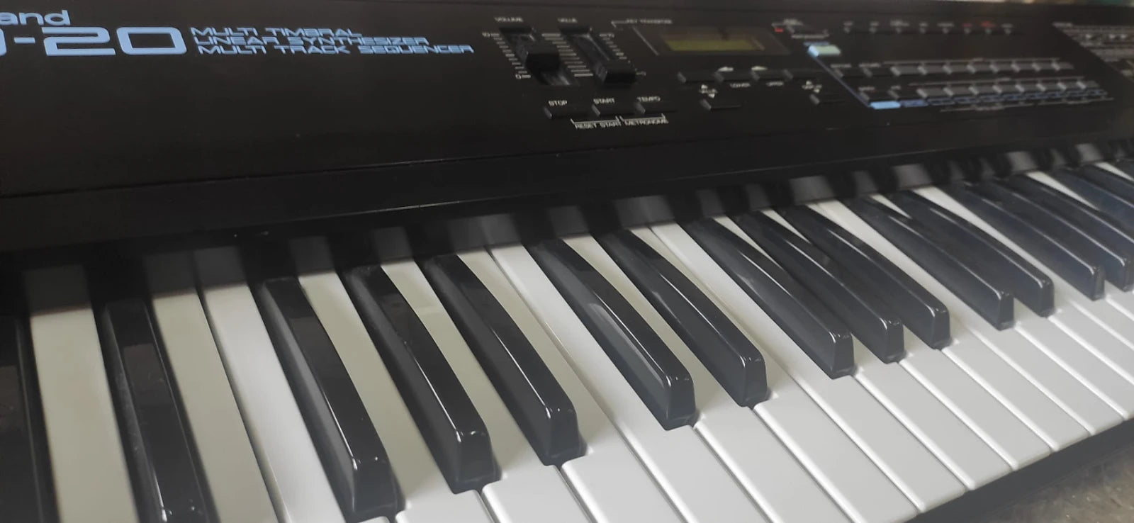 Roland D-20 61-Key Multi-Timbral Linear Synthesizer