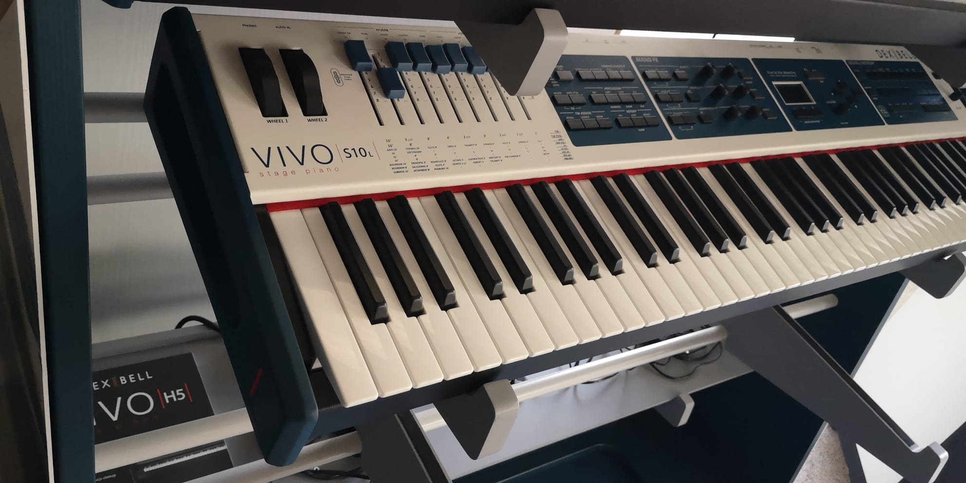 DEXIBELL VIVO S10L - STAGE PIANO 76 KEYS EX DEMO