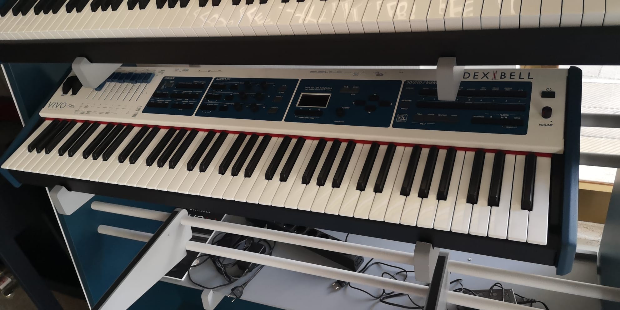 DEXIBELL VIVO S10L - STAGE PIANO 76 KEYS EX DEMO