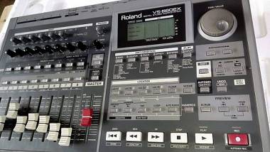 REGISTRATORE ROLAND VS-880 EX HARD DISK 8 CANALI VS880 VS 880